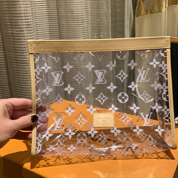 Absolutely stunning authentic new limited edition Louis Vuitton case,must! - Picture 1 of 17